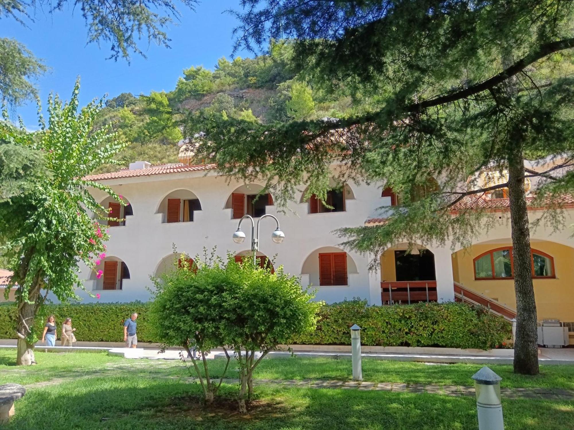 Villaggio Turistico La Mantinera - Hotel Praia a Mare Dış mekan fotoğraf