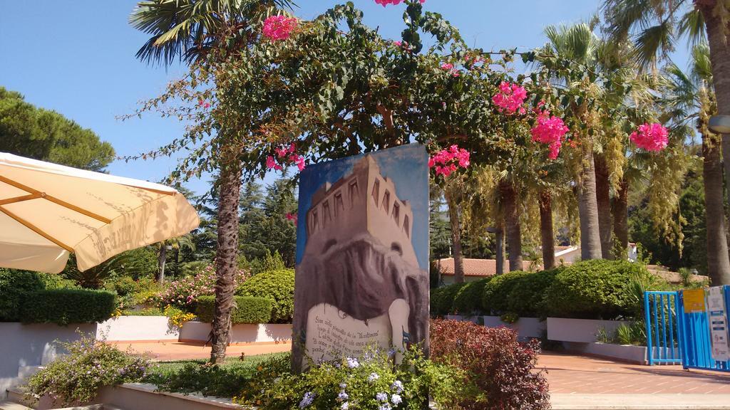 Villaggio Turistico La Mantinera - Hotel Praia a Mare Dış mekan fotoğraf