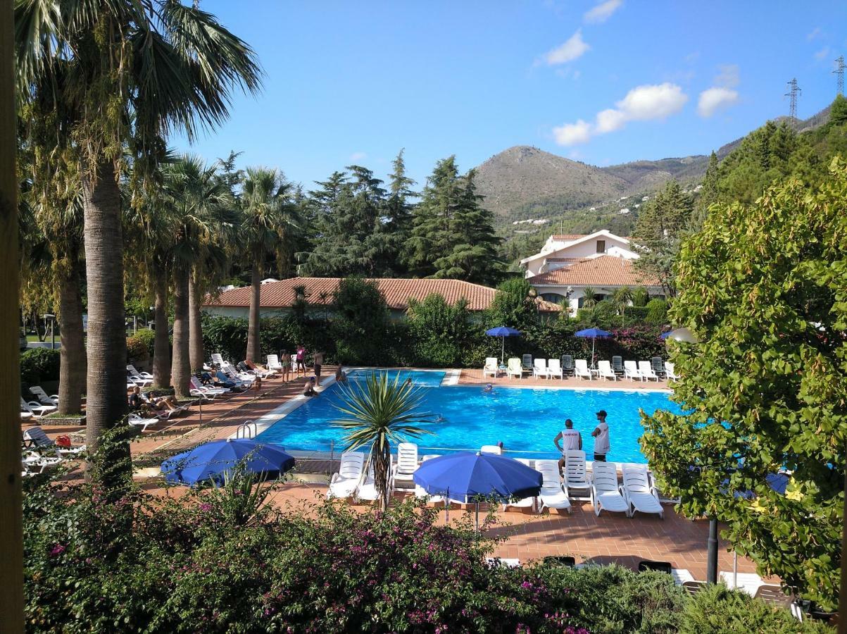 Villaggio Turistico La Mantinera - Hotel Praia a Mare Dış mekan fotoğraf